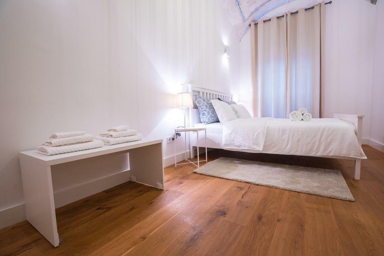 Deluxe Apartment Talia Загреб Екстериор снимка